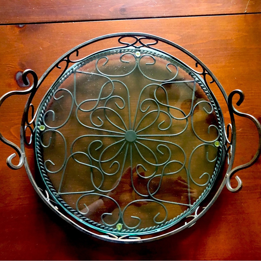 Southern Living round serving tray with glass bottom